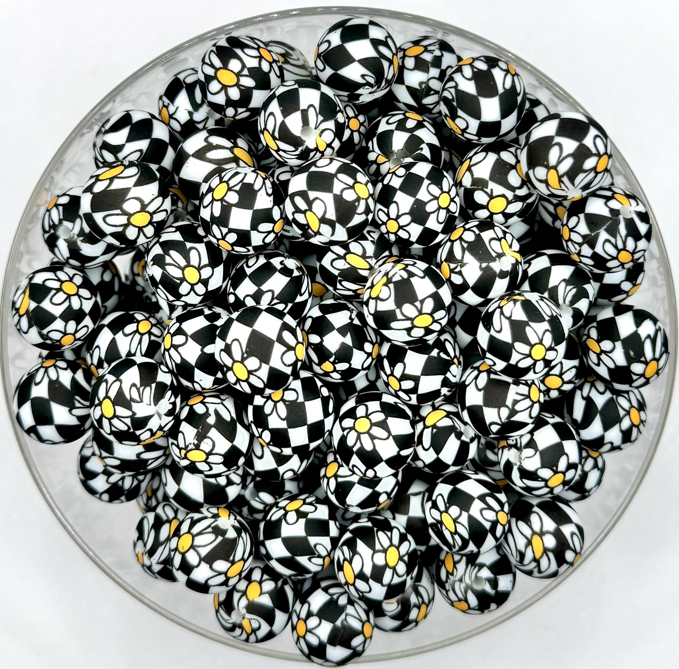 15mm daisy checkered print (HBK exclusive) silicone bead