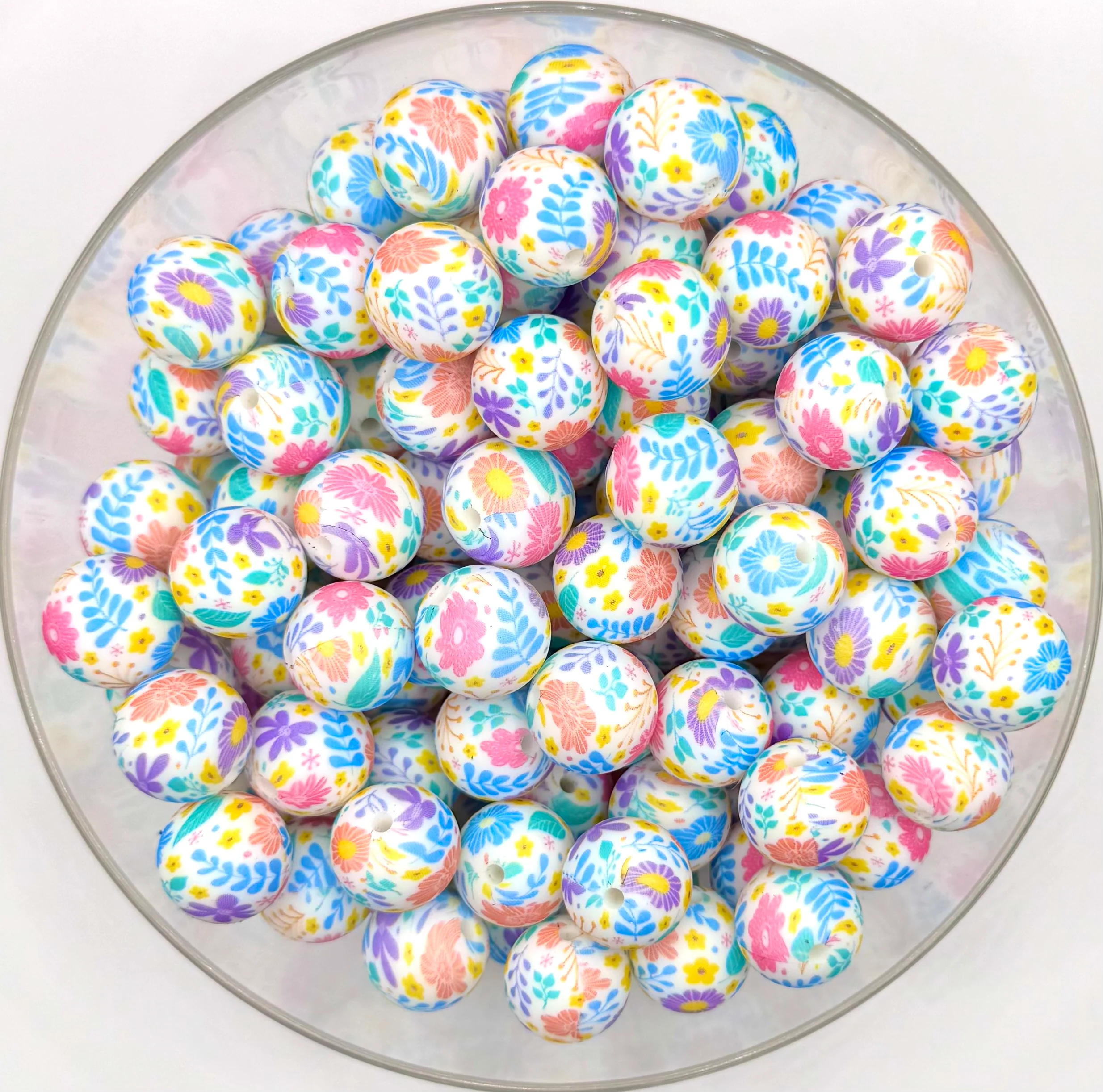 15mm pastel daisy meadow (HBK exclusive & collab) silicone bead