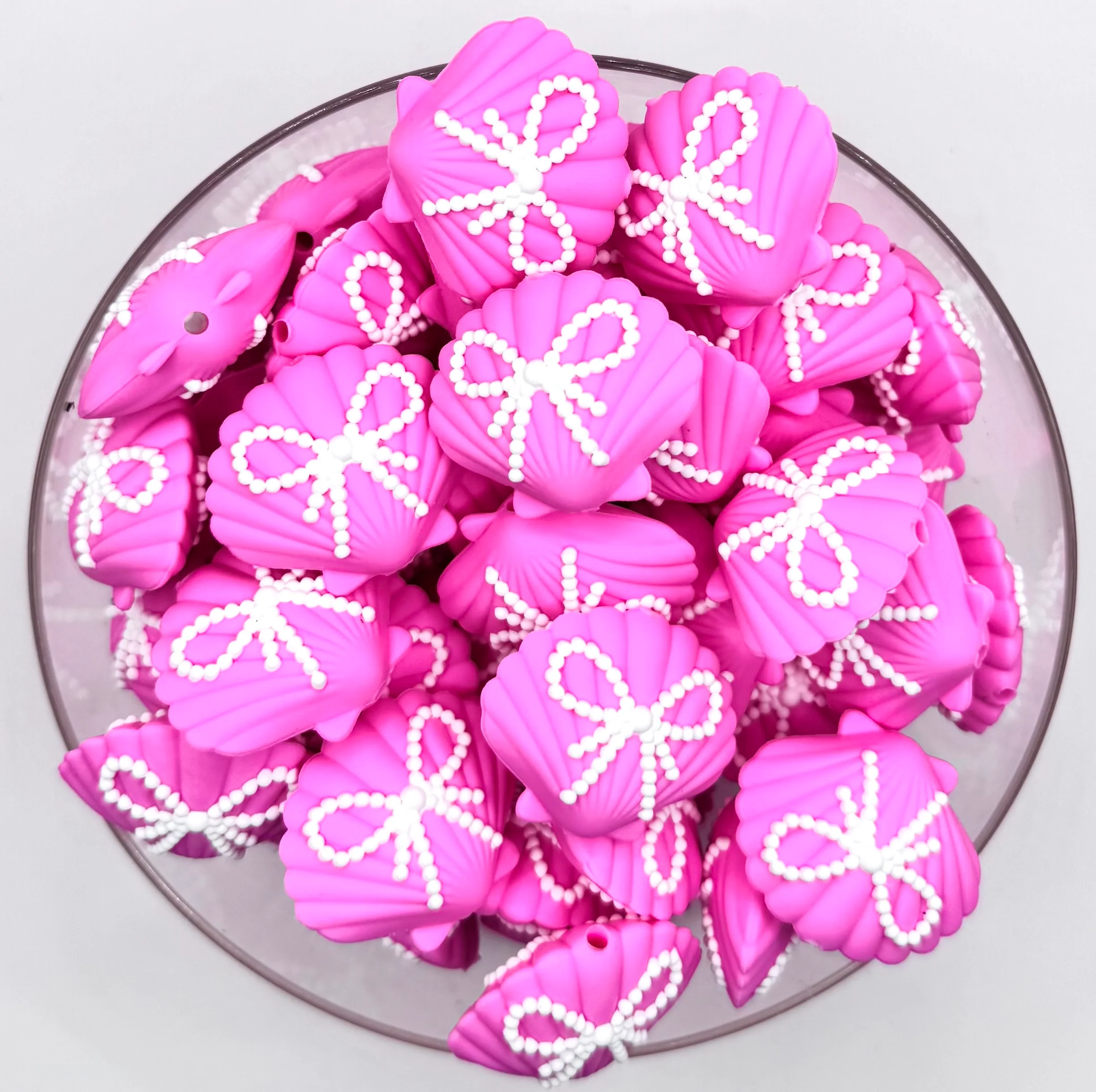 3D seashell with bow silicone focal bead