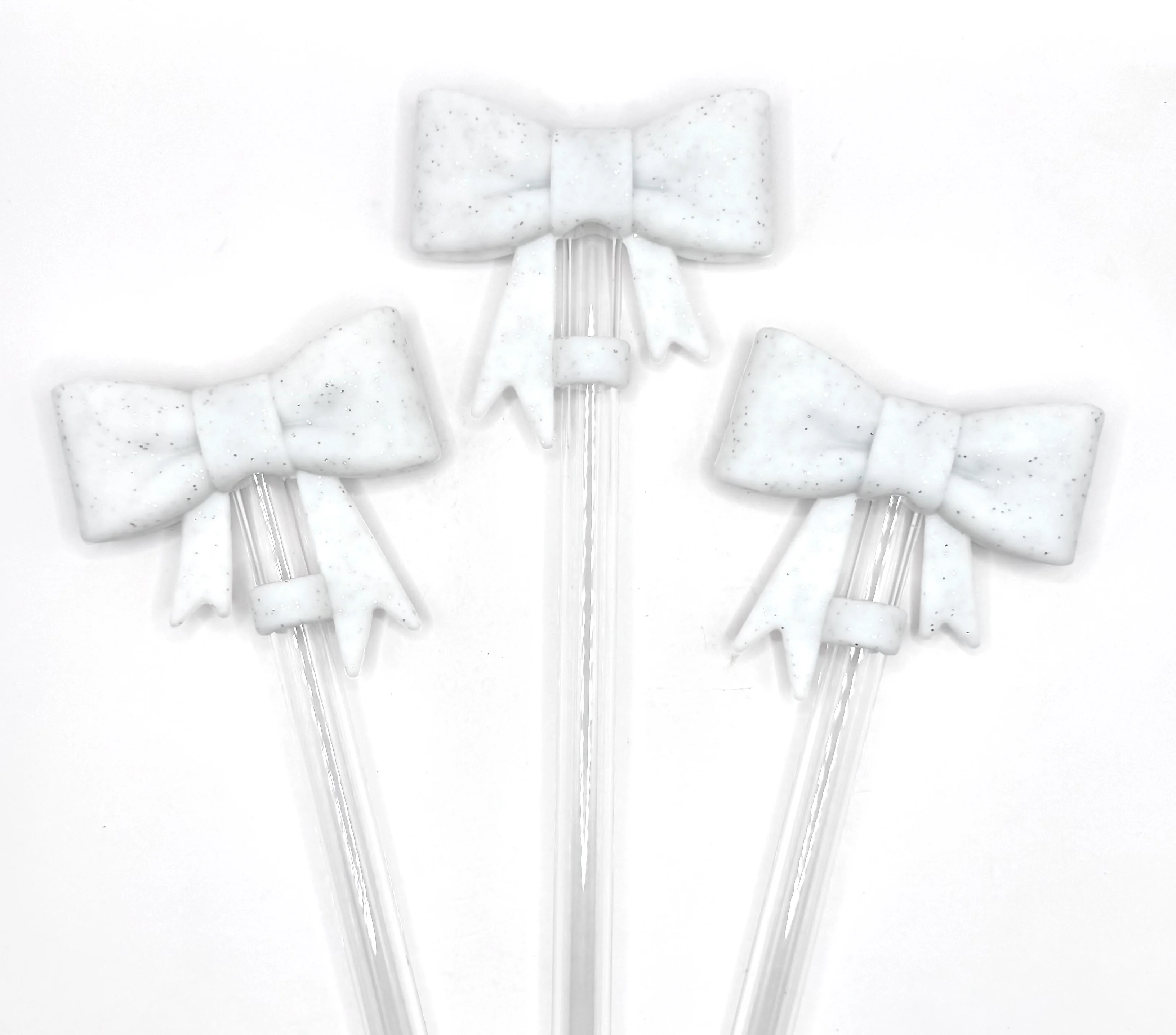 White glitter silicone bow straw topper